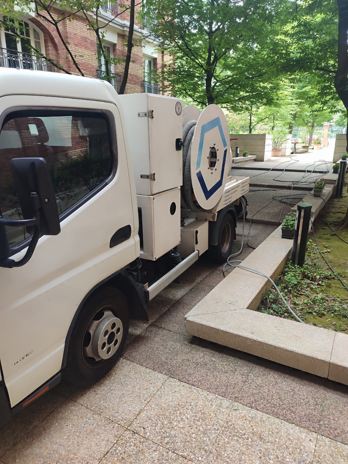 Inspection caméra de canalisations — Camion hydrocureur AD Service IDF